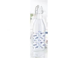 1/4'ü kekik doldurulmuş çay bardağını su ile tamamlayı içiniz. Fish Su Sisesi 1 Lt Madame Coco