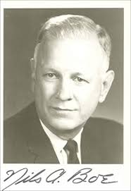Amazon.com: Governor Nils A. Boe