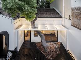 Chinese architects have realised that many of china's contemporary cities lack a clear sense of identity. Wutopia Lab Designs Hiding House Featuring A Micro Chinese Garden In Shanghai