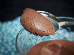 Recette Petites Cremes Au Chocolat Pour 6 Personnes Recette Recette Recette Creme Chocolat Dessert
