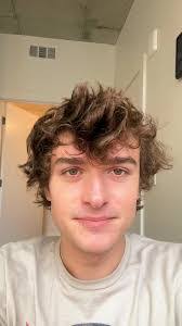 Garrett Carson's Instagram, Twitter & Facebook