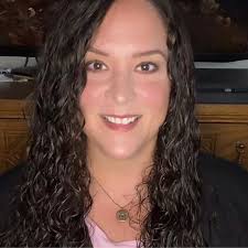 Holly Burch (@burch.holly) • Instagram photos and videos