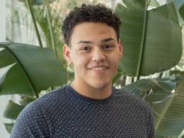 Stewart Memorial Award given to courageous graduate