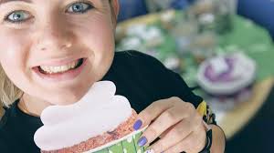 Sally Bannister (@bannister_sally)