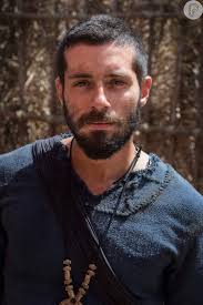 Foto: Na novela 'Gênesis', Beeri é interpretado por Bruno Fraga. Personagem  se casa com Uriala (Marcela Barrozo)