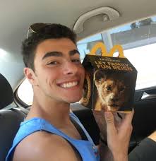 Discussion about Luigi's character and actions