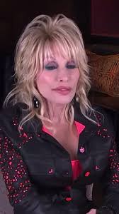 Dolly Parton reacts to Beyoncé’s Jolene #CountryMusic #jolene