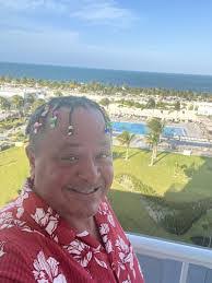 Matthew Hanford's Instagram, Twitter & Facebook