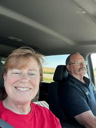 Man waiting for wife in Kalispell parking lot