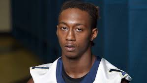 A father and a top recruit, D.D. Bowie is still maturing