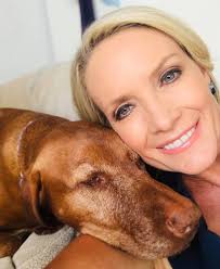 One of us is ready to get back to work. One of us is...very much not.  😴🐶☀️🏖❤️