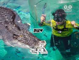 Sport center, swimming pool, bus station, makchang haha's shop in seoul. Runningmantown ëŸ°ë‹ë§¨ On Twitter Pic Running Man Ep 379 Preview Theme Tiger Butterfly Tour Part 2