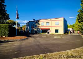 So many factors influence how much you pay for auto insurance, including your driving record, the kind of car you drive, and where you live. Self Storage Units At 193 Litchfield St In Leominster Ma Cubesmart