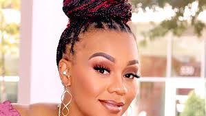 Candace Mclellan's Instagram, Twitter & Facebook