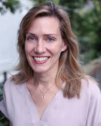 Karen Bellinger's Instagram, Twitter & Facebook