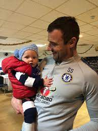 So, let us not waste any time and jump right into the topic. Emma Hayes Mbe Pa Twitter What A Fantastic Day Today With Incredible Supporters My Little Man Harry Loved Every Minute Of The Game And He Is Telling His Uncle Gkstuart79 How Much