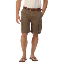 Il arrive de confondre short et bermuda, pourtant la différence sur l'apparence est flagrante. Khaki Cargo Bermuda Shorts Ruckfield