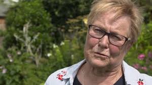 Watch The Dog Rescuers S05:E04