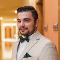 Stephen Gajewski's Instagram, Twitter & Facebook