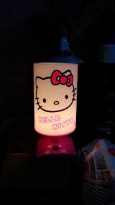 Lampu tidur adalah salah satu alat elektronik yang biasanya ada di kamar anak. Jual Lampu Tidur Hello Kitty Tabung Toko Hello Kitty Online Jual Aksesoris Hello Kitty