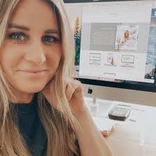 Audrey Chaney's Instagram, Twitter & Facebook