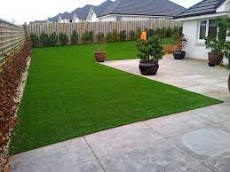 10 Spectacular Minimalist Plants Decor Ideas Artificial Grass Backyard Backyard Landscaping Backyard Landscaping Designs