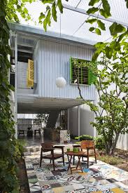 A neighbor disappears and the wattersons investigate, but discover the culprit may be their evil turtle. The Nest A21 Studio Archdaily