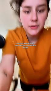 Just a lil' throwback to when I was pregnant and the internet told me I  should be shrinking 😤 #stillmad #doctorscaledrama #TBT