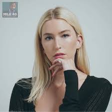 Erin Falter's Instagram, Twitter & Facebook