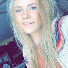 Kendall Lynn's Instagram, Twitter & Facebook