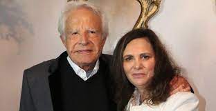 Maybe you would like to learn more about one of these? Ao Lado Da Mulher Cid Moreira Comemora 92 Anos Com Festao Para 150 Pessoas Em Fazenda Do Rio