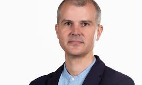 Paris : Mathieu Rousset-Perrier nommé conservateur au musée des arts  décoratifs