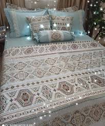 تفضلي شوفي أجمل الموديلات مفارش السرير 2020 عرايس 2020 موديلات افرشة سرير Luxury Bedspreads Bed Linens Luxury Bed Cover Design