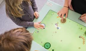 Debido a la temática material reciclable, los juegos pueden realizarse en cualquier asignatura y servir de excusa para que los niños salgan y hagan algo diferente. Tunica Reaccion Oxidar Juegos Ludicos Numero Consumo Elastico