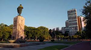 La Plaza Donde Artigas Mira A Buenos Aires Bahia Cesar Buenos Aires Republica Oriental Del Uruguay Monumentos