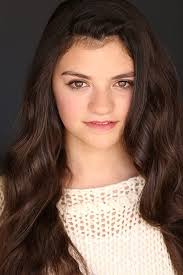 Eva Bella's Instagram, Twitter & Facebook