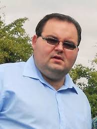 Councillor labels critics "brain dead" and "morons"