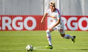Kevin kampl, peter gulasci and dayot upamecano all went from salzburg to leipzig, too. Barcelona Transfer News De Jong Latest As Barca Eye Kampl Football Sport Express Co Uk