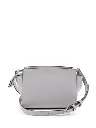 Style comes naturally to the selma mini—a structured messenger lending daytime polish and evening ease. Michael Kors Selma Mini Tasche Umhangetaschen 32h3slmc1l083