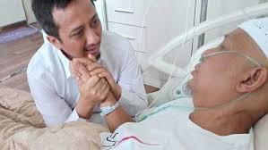 Sebelum meninggal, ustadz arifin ilham sempat menuliskan wasiat yang menyebutkan bahwa ketika wafat, ia ingin dimakamkan di dekat sebuah masjid di wilyah gunung sindur, bogor, jawa barat serta. Ustadz Arifin Ilham Meninggal Di Malaysia