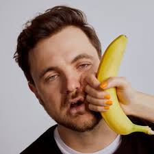 Esther Debora Hahn (@4c1bf511078745c)