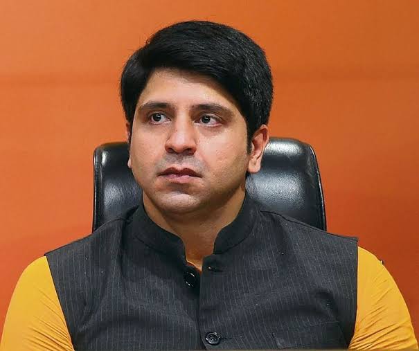 Relieve me: Shehzad Poonawalla in 2nd request presses BJP to accept  resignation - The Tribune
