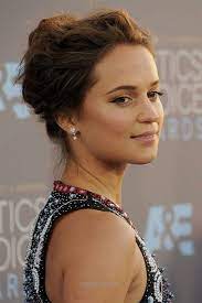 Red Carpet Hairstyle Textured Updo Alicia Vikander Celebrity Hairstyle Alicia Vikander Hair Red Carpet Hair Celebrity Hairstyles