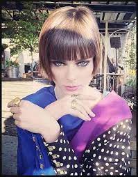 Bobs Schnitt Top Modern Fur Haare Im Jahr 2018 Uberprufen Sie Mehr Einfache Frisuren Short Bob Hairstyles Short Hair With Bangs Hair Styles