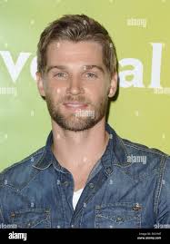 Mike d jpg hi-res stock photography and images