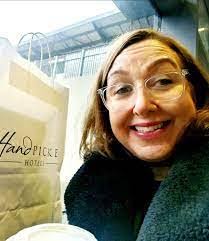 Sharla Payne's Instagram, Twitter & Facebook