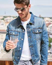 Alvaro morata profile), team pages (e.g. K J On Twitter Alvaro Morata Instagram Https T Co Mq4l5xzsli