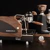 For small restaurants, boutique hotels or home baristas, this machine is ideal for those who wish to enhance their cup of coffee. 1