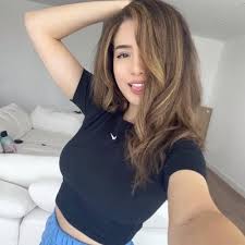 Pokimane twerking on stream ignore these fortnite vbucks giveaway gta 5 cod bo 4 iiii top thicc. Pokimane Pokimanelol Twitter