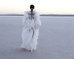 Their designs offers a sense of luxury and romance. Daalarna The Lane